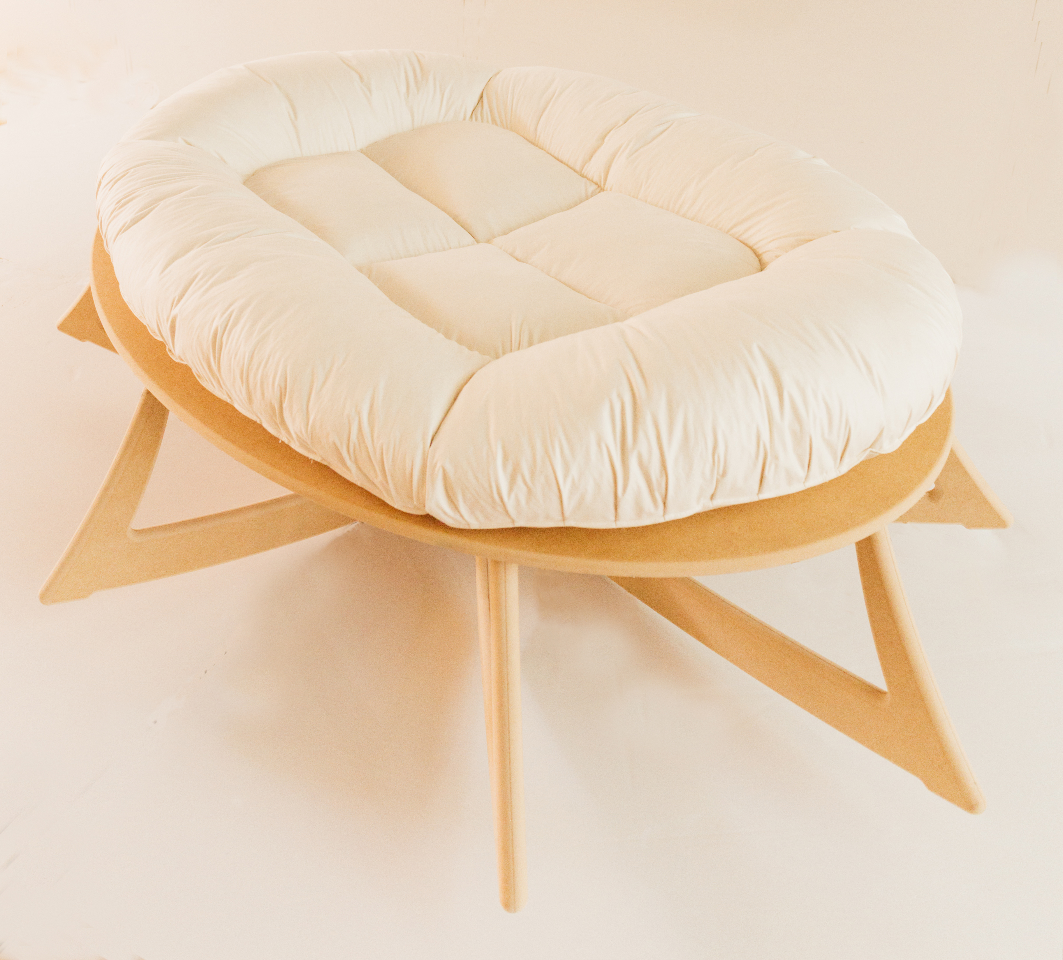 人類進化ベッド　01タイプ　1150×1600×435 人類進化ベッド01タイプ1150×1600×435